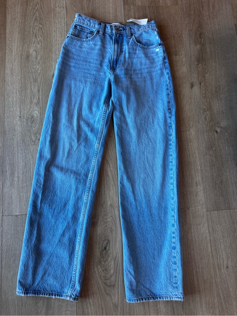 Abercrombie & Fitch Jen Reed Straight Leg Jeans Blue Waist 26 Long NWT